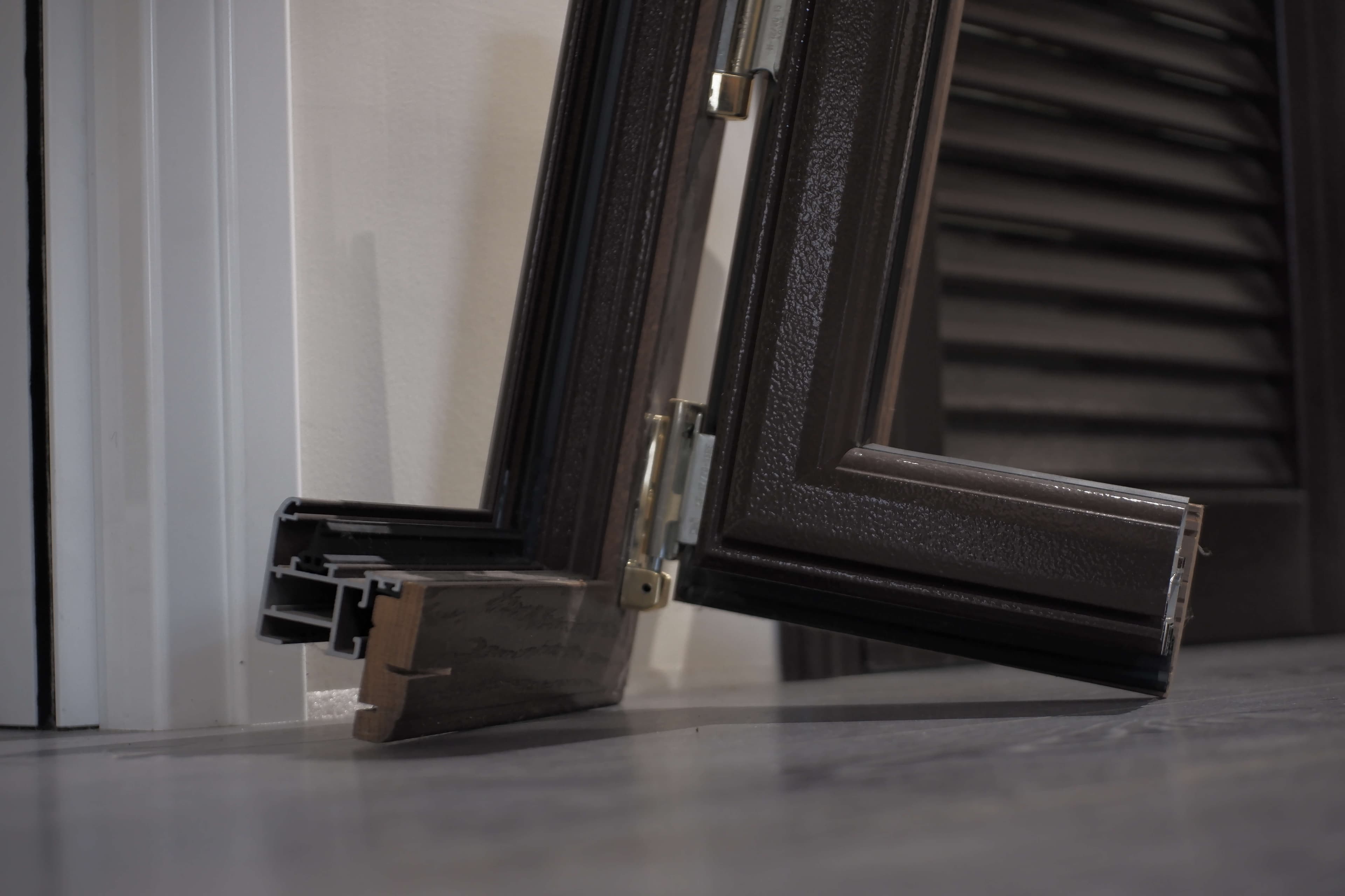 Finestre e porte in PVC Deceuninck prodotte da Parricelli SRL in provincia di Benevento