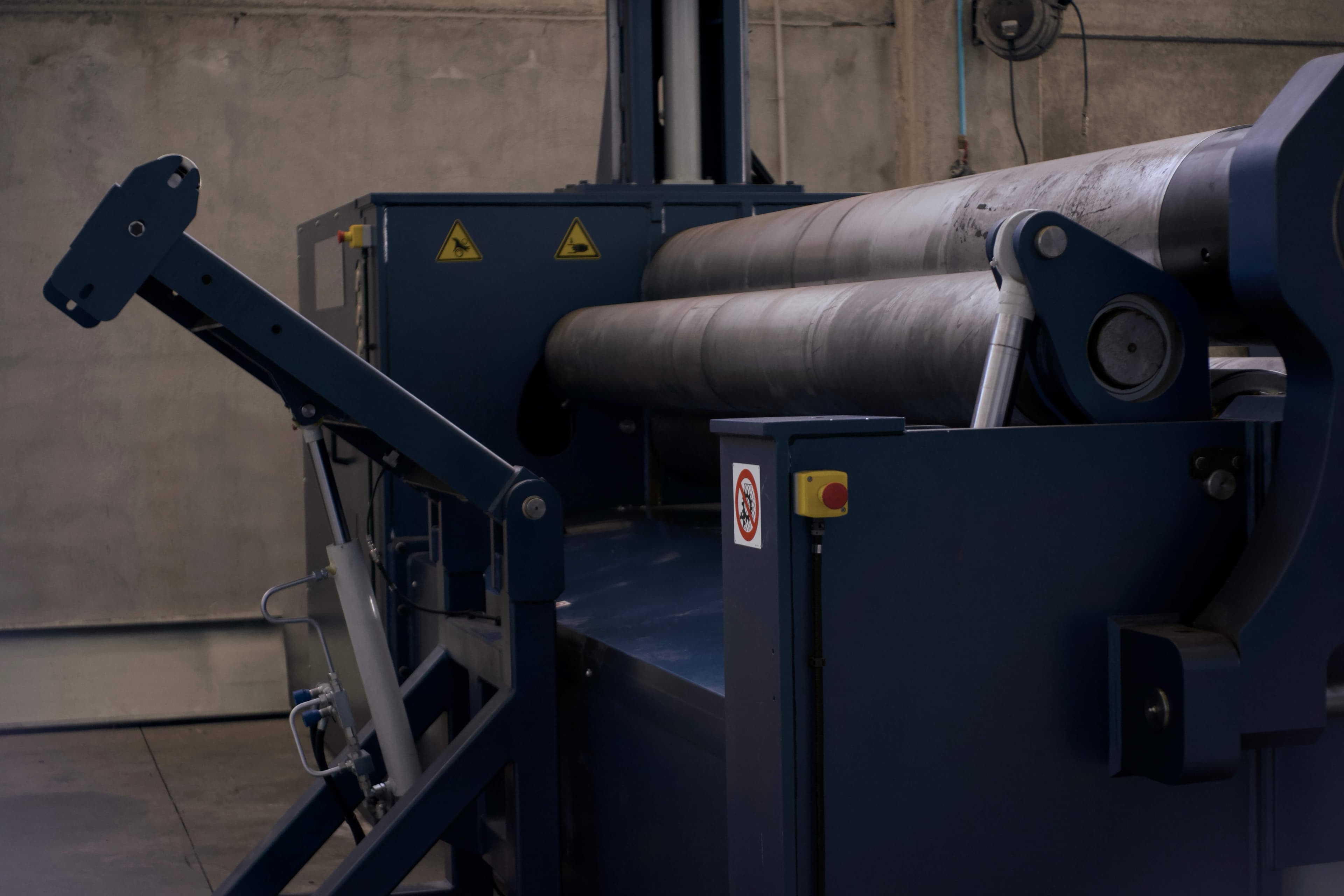 Taglio plasma lamiere in acciaio — Parricelli SRL, lavorazione metalli Benevento